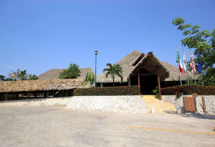 梅赛德斯帕伦克别墅酒店(Hotel Villa Mercedes Palenque)