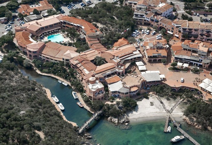 翡翠海岸度假区切尔沃酒店(Cervo Hotel,Costa Smeralda Resort)