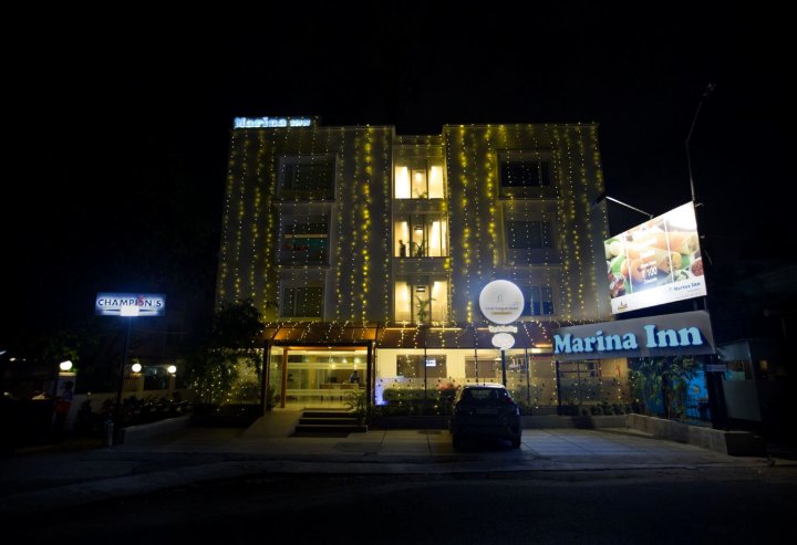 滨海旅馆(Marina Inn)