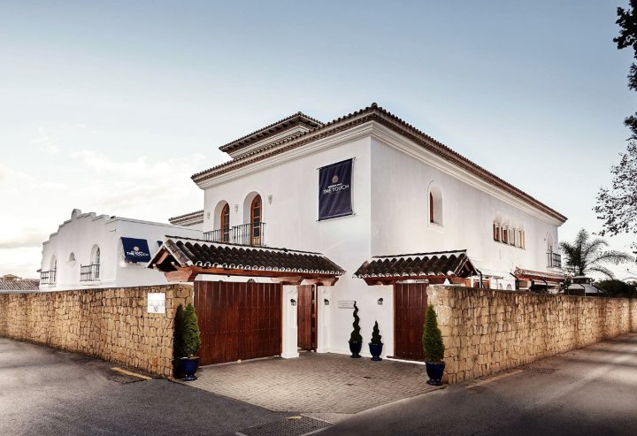 塔奇波多巴努斯酒店(Hotel the Touch Puerto Banus)