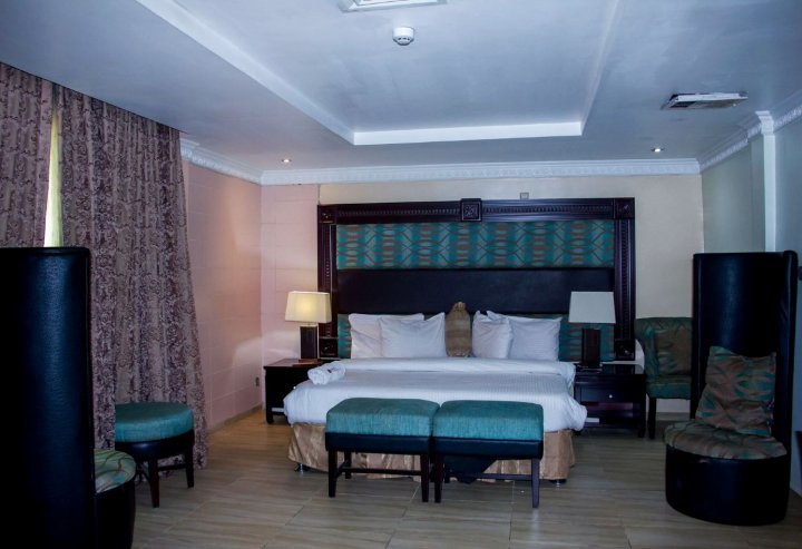 埃塞尔东方套房酒店(Excel Oriental Hotel and Suites)