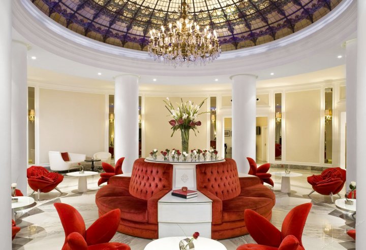 科隆大美利亚酒店(Hotel Colón Gran Meliá - the Leading Hotels of the World)