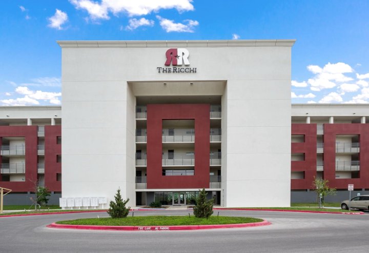 圣安东尼奥里奇豪华公寓式客房酒店(The Ricchi Luxury Condos of San Antonio)