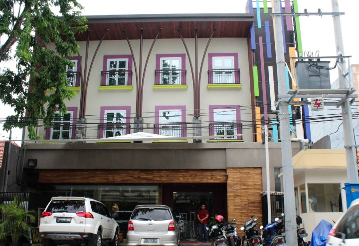 泗水艾里固本卡里曼坦酒店(Airy Gubeng Kalimantan Surabaya)