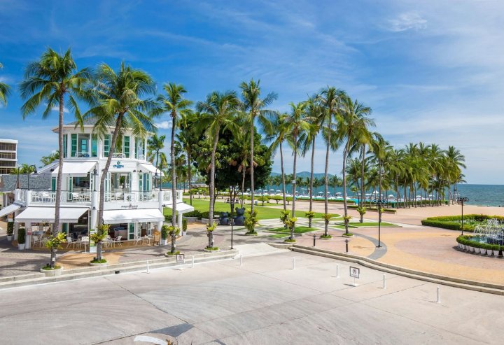 大使都市仲天花园之翼酒店(Ambassador City Jomtien Garden Wing)