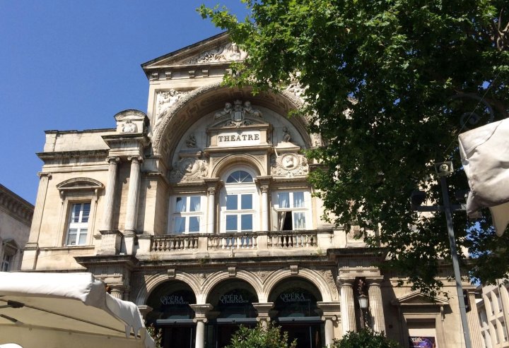 普罗旺斯洛尔洛奇酒店(Hotel de l Horloge Provence)