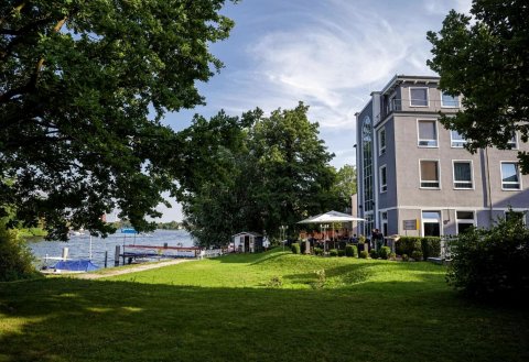 金郁金香克佩尼克北欧酒店(Hotel am Schloß Köpenick by Golden Tulip)