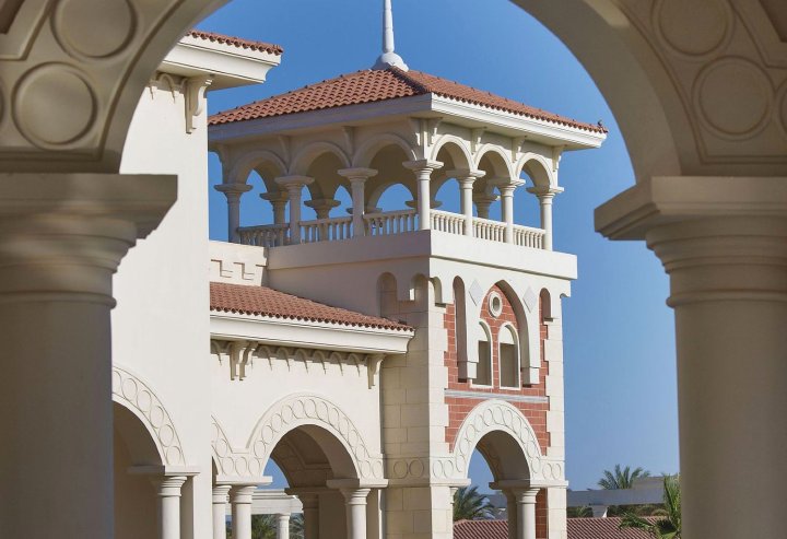 萨尔哈氏男爵宫殿度假村(Baron Palace Sahl Hasheesh)