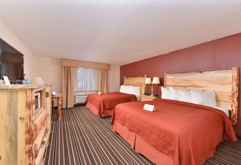 波由特品质酒店(Quality Inn & Suites Butte)