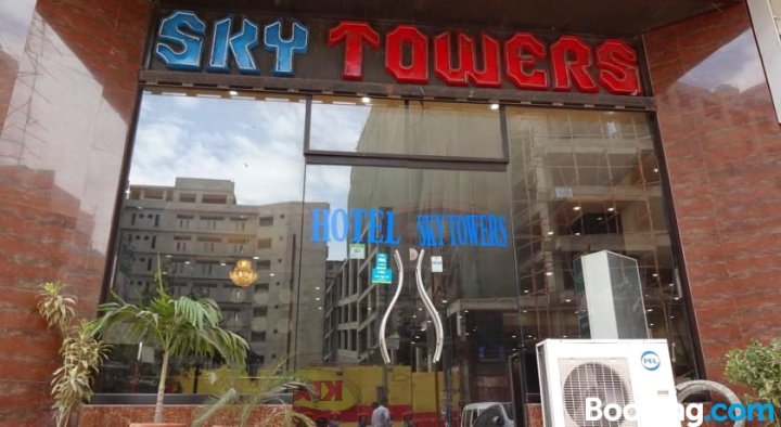 天空塔酒店(Hotel Sky Towers)