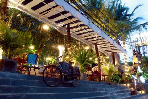 1O1巴厘岛沙努尔绿洲酒店(THE 1O1 Bali Oasis Sanur)