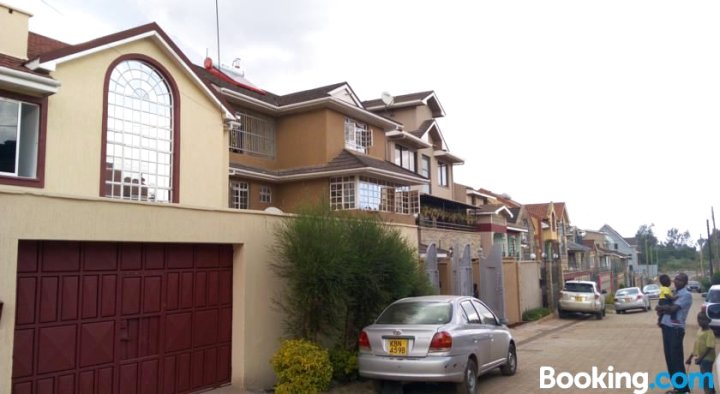 Nairobi Mansionette Home-Stay
