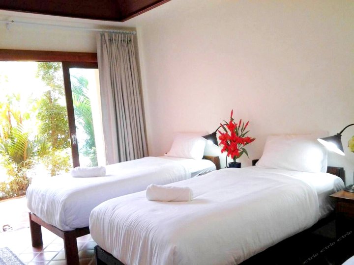 墙空暹罗塔拉度假村(Siam Tara Resort Chiangkhong)