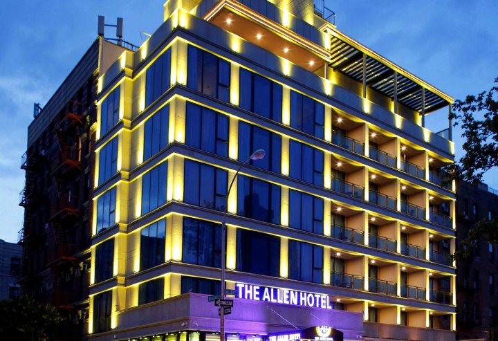 艾伦酒店(The Allen Hotel)