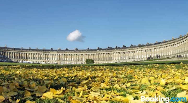 Abbey Mews in The Heart of Bath