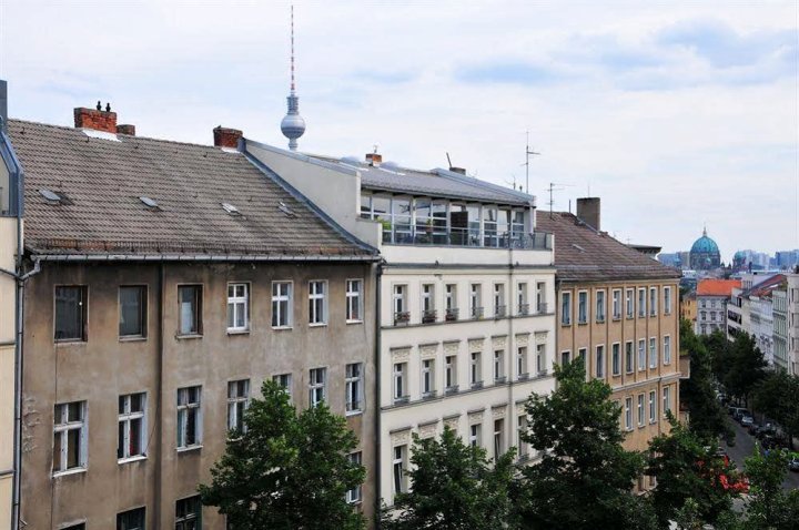 米特市中心三房公寓酒店(City-Center 3-Room Apartment in Mitte)