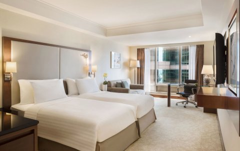 香港皇家太平洋酒店(The Royal Pacific Hotel and Towers)