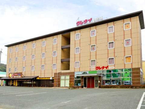 熊本市场前商务红酒店(Kumamoto Shijomae Business Kurenai Hotel)