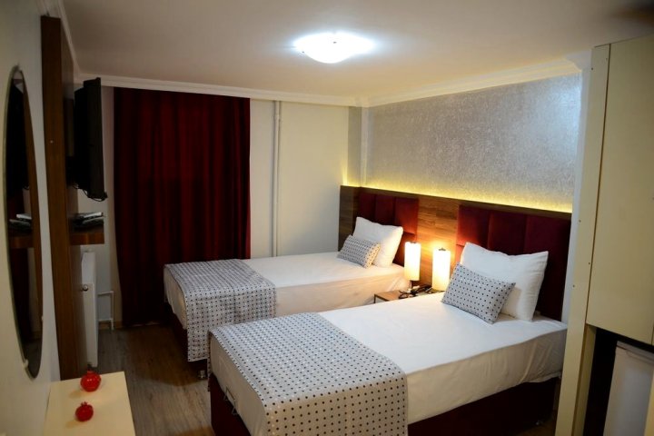 伊兹密尔拉勒利酒店(Laleli Hotel Izmir)