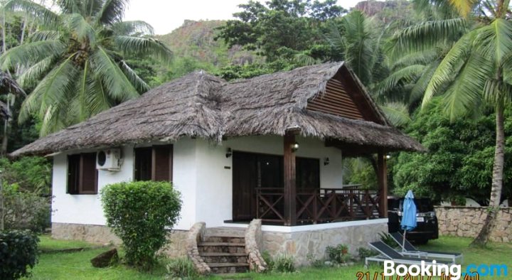 海洋公园小屋酒店(The Marine Park Cottage)