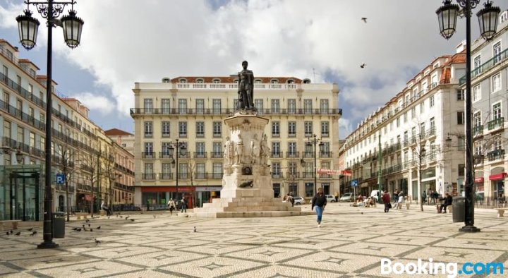 切奥德卡姆艾斯- 舒适&和平公寓(Camoes - Comfort & Peace in Chiado)