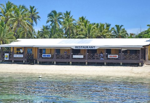 拉图基尼背包客及潜水度假酒店(Ratu Kini Backpackers and Dive Resort)