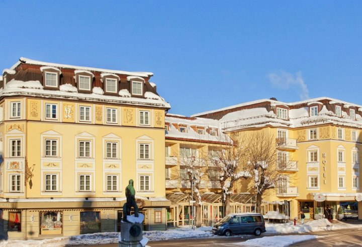 施洛斯科隆酒店(Hotel Schlosskrone Fussen)