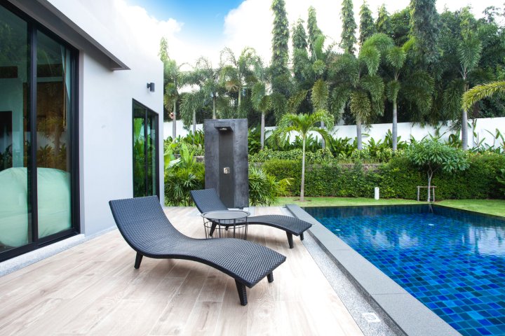 禅意私人泳池别墅(Modern Zen Pool Villa by RentsinPhuket)