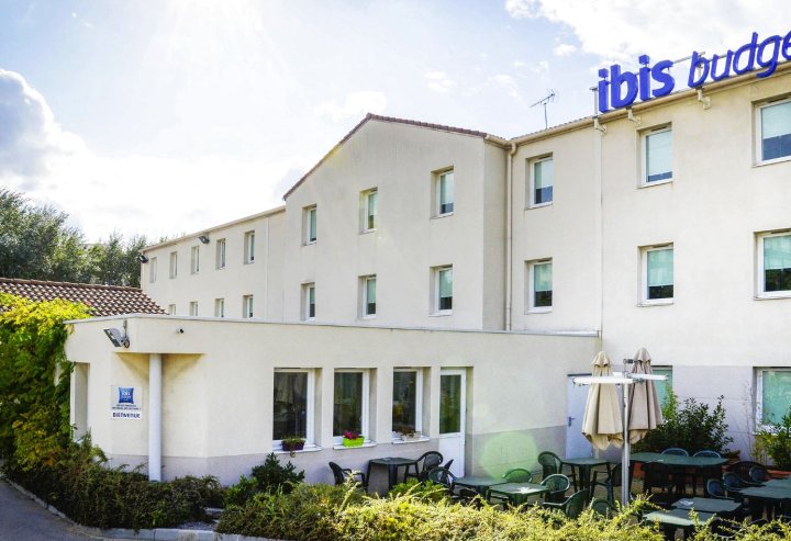 普罗旺斯艾克斯圣维克图瓦宜必思快捷酒店(Ibis Budget Aix En Provence Est Sainte Victoire)