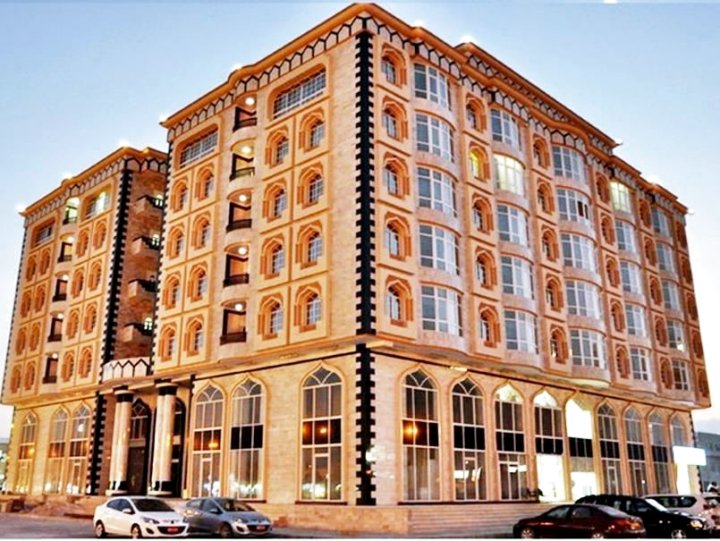 塞拉莱广场酒店(Salalah Plaza Hotel)