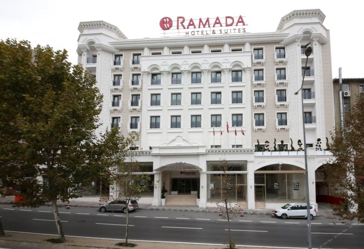 伊斯坦布尔梅特华美达套房酒店(Ramada Hotel & Suites Istanbul Merter)