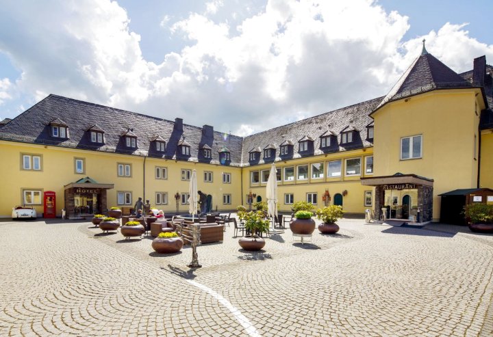杰克布斯贝格酒店&(Jakobsberg Hotel- & Golfresort)