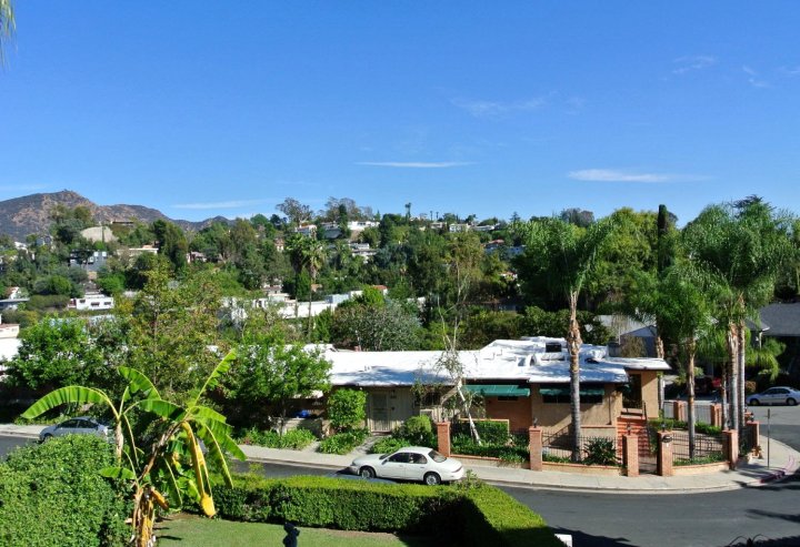 好莱坞山迷你庄园旅馆(Mini Mansion in Hollywood Hills)