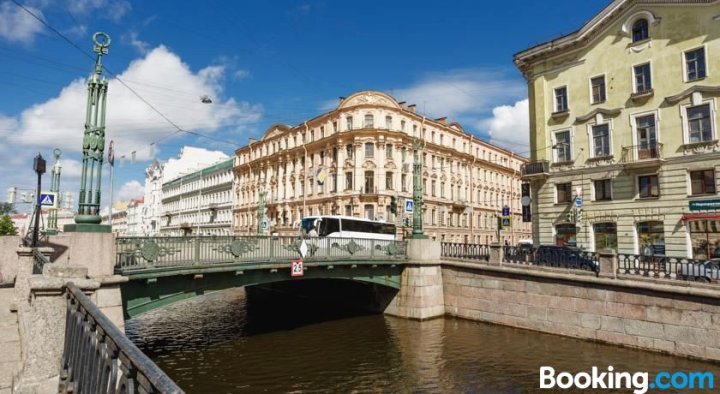 拉斯科尼科娃圆顶公寓(Apartment V Dome Raskolnikova)