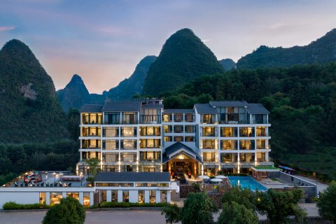 霁云上院度假酒店(阳朔十里画廊遇龙河店)