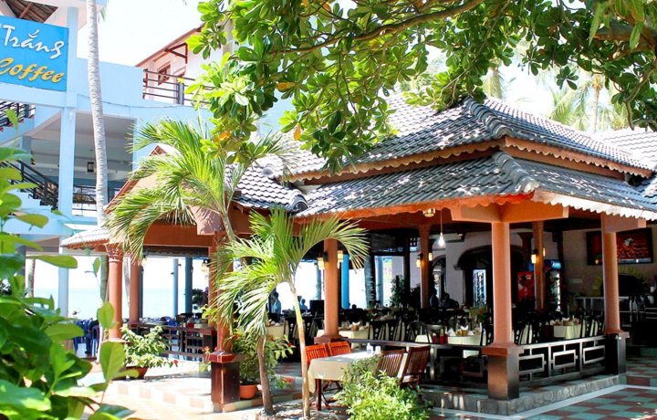 松比恩萨度假村(Song Bien Xanh Resort)