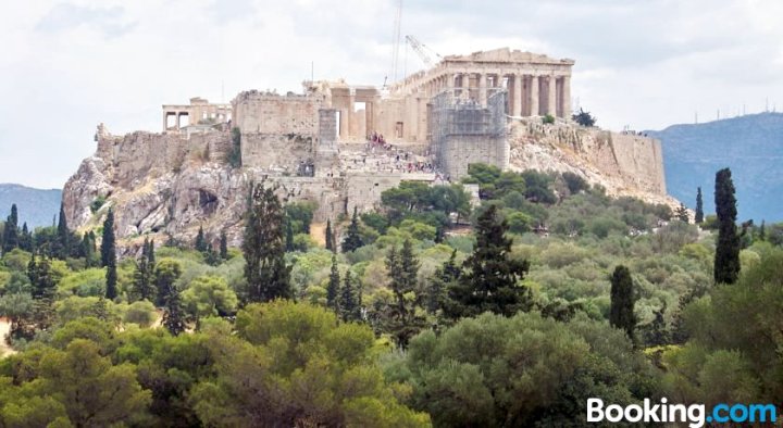 雅典卫城360度美景顶层公寓(360 View Acropolis Penthouse)