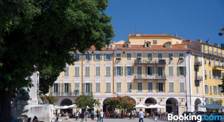 不错的预订 - 普罗切嘉里巴尔迪港及老尼斯公寓(Nice Booking - Appartement Proche Garibaldi-Port et Vieux Nice)