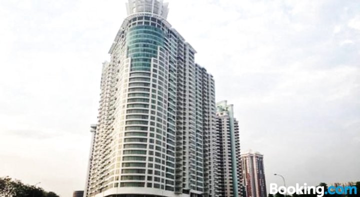 雷加里亚蓬松天空游泳池公寓@吉隆坡(Regalia Fluffy Sky Pool @ KL)