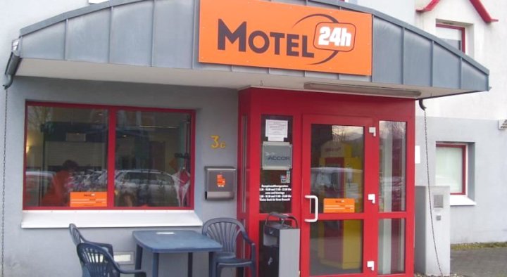 曼海姆24小时汽车旅馆(Motel 24h Mannheim)