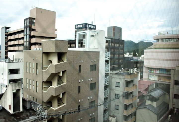 山形七日町华盛顿酒店(Yamagata Nanokamachi Washington Hotel)