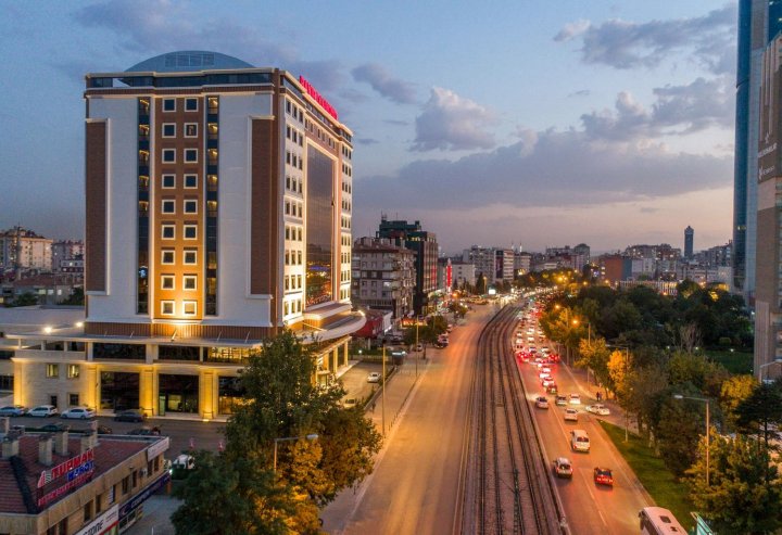 科尼亚山丘钻石酒店及会议中心(Bayır Diamond Hotel & Convention Center Konya)