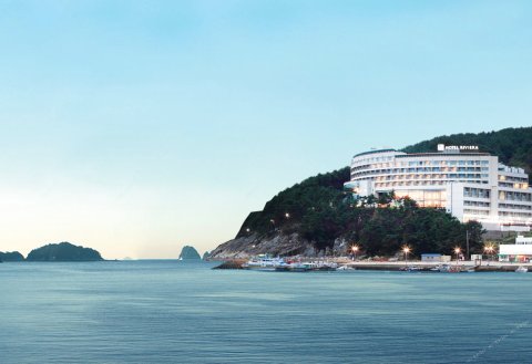 巨济里维埃拉酒店(Hotel Riviera Geoje)