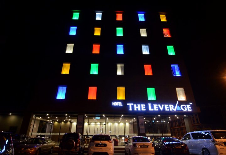 列韦瑞吉商务酒店（士姑来）(The Leverage Business Hotel (Skudai))