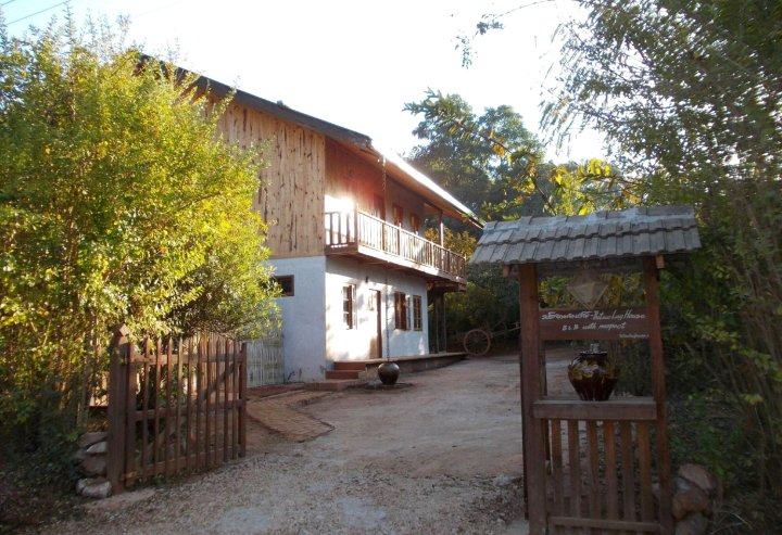 塞陶莱酒店(Thitaw Lay House)