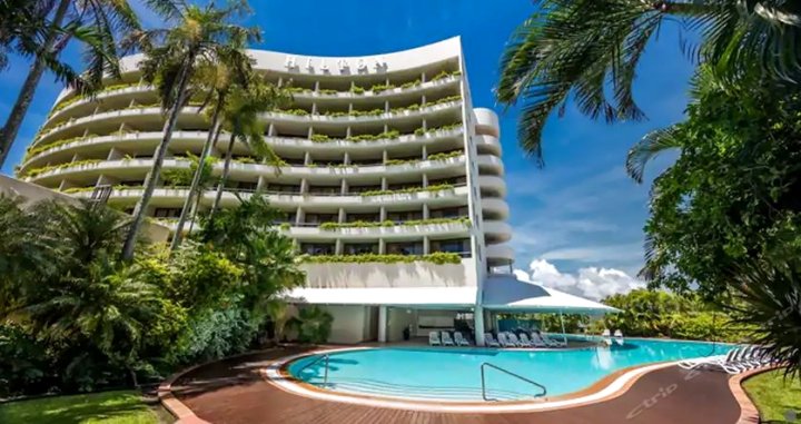 凯恩斯希尔顿酒店(Hilton Cairns Hotel)
