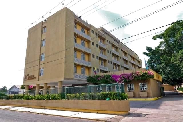 坎伯兰马拉开波酒店(Hotel Maracaibo Cumberland)