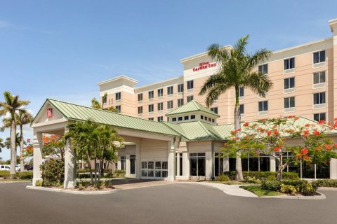 迈尔斯堡机场/FGCU希尔顿花园酒店(Hilton Garden Inn Fort Myers Airport/FGCU)