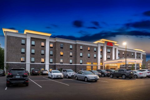 【聖保羅奧克戴爾/伍德柏裡希爾頓歡朋套房酒店(hampton inn and