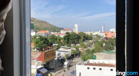 芽庄天鹅绒酒店(Trang Nhung Hotel Nha Trang)